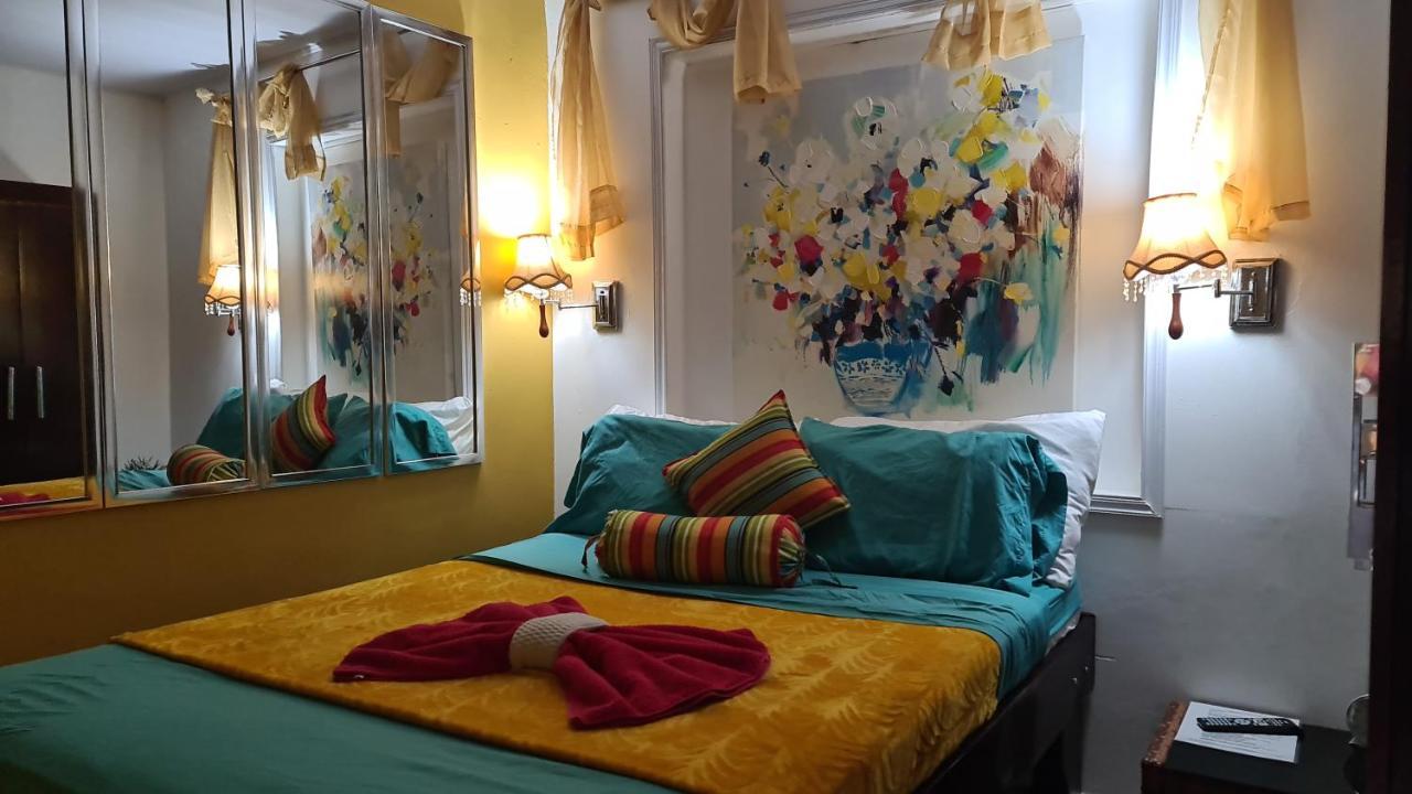 El Encanto Condominiums 자코 외부 사진