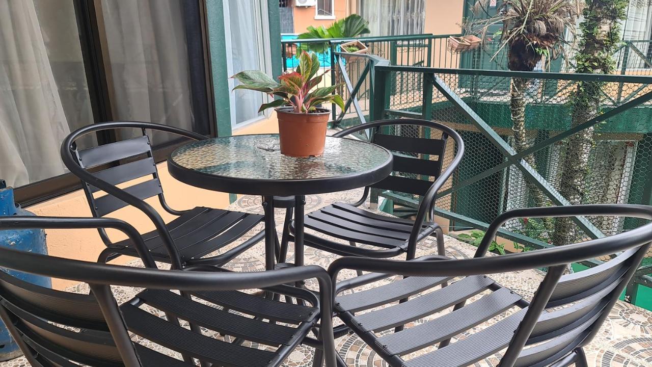 El Encanto Condominiums 자코 외부 사진