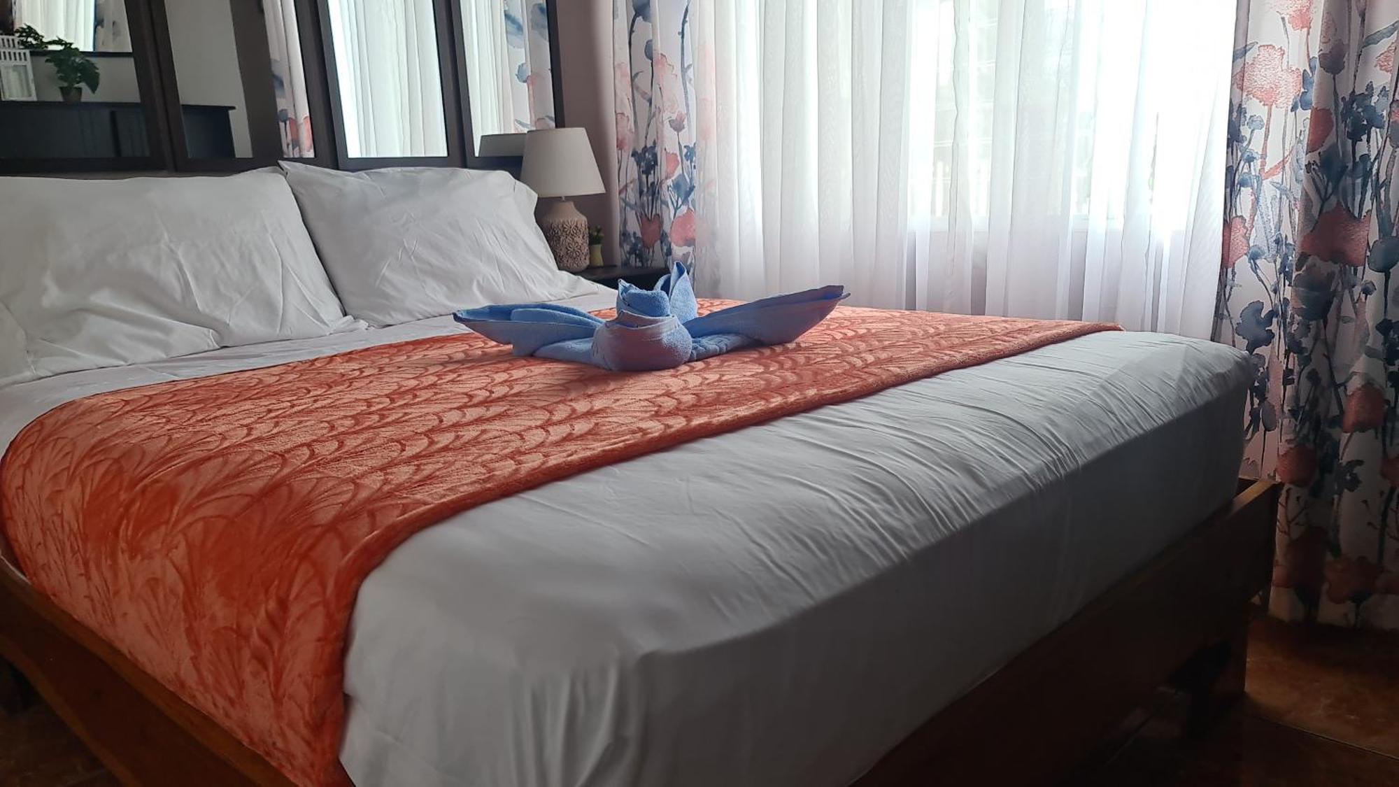 El Encanto Condominiums 자코 외부 사진